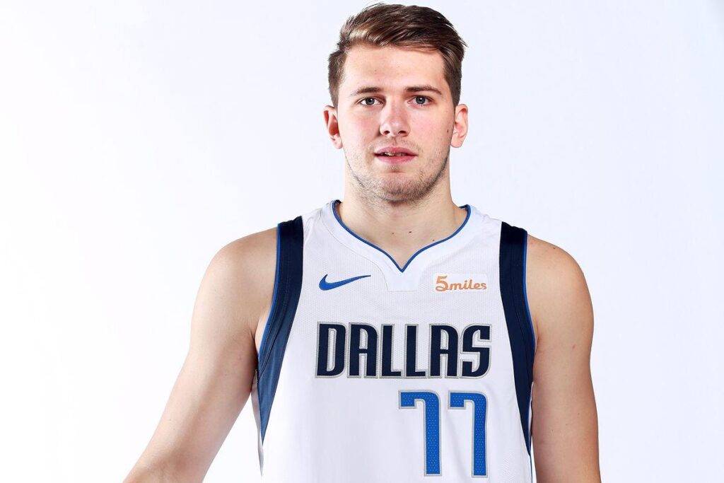 No one can agree on how tall the Mavericks’ Luka Doncic is right now
