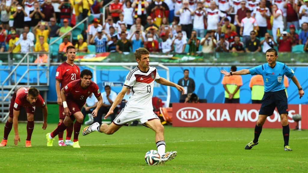Germany Player Thomas Muller Penalty FIFA World Cup Wallpapers