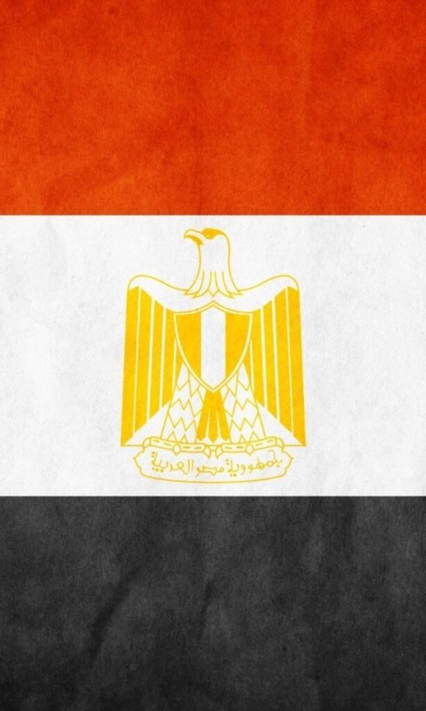 SimplyWallpapers Egypt flags desk 4K bakcgrounds