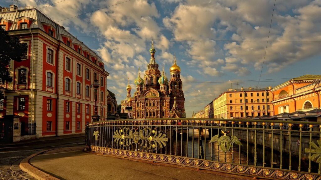 Download Saint Petersburg Russia 2K Wallpapers 4K Amazing HD