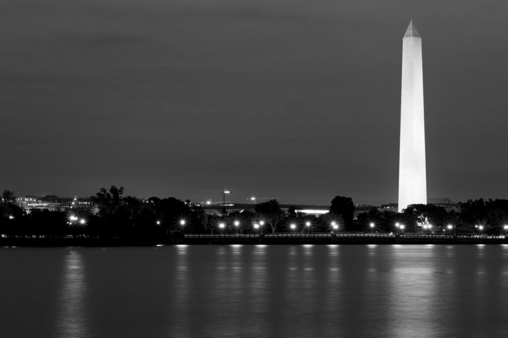 Night photography washington monument and washington dc 2K k