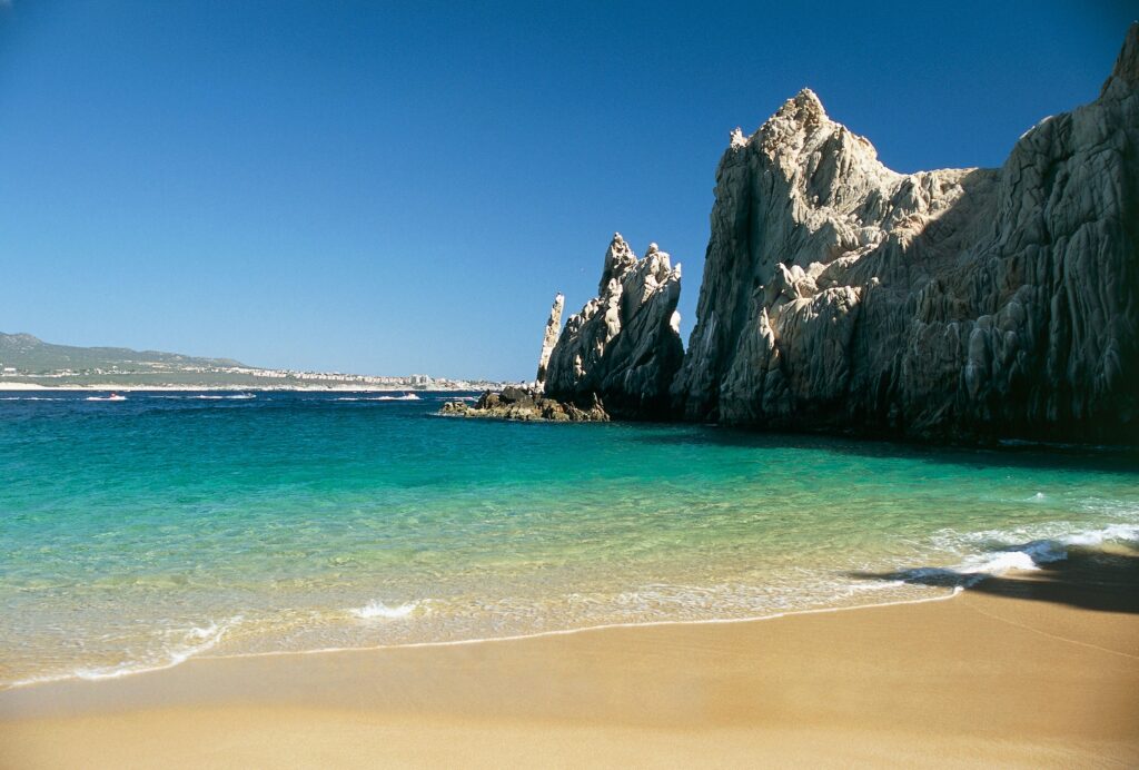 Lovers beach baja california sur mexico 2K photo