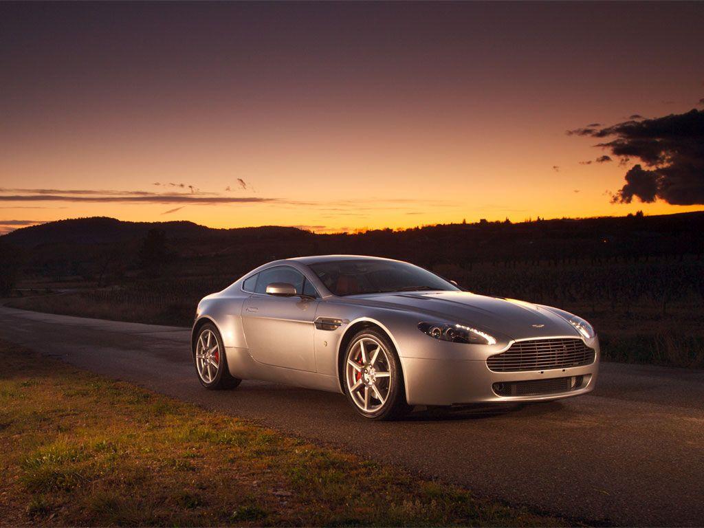 Lovely Aston Martin V Vantage HQ Pics