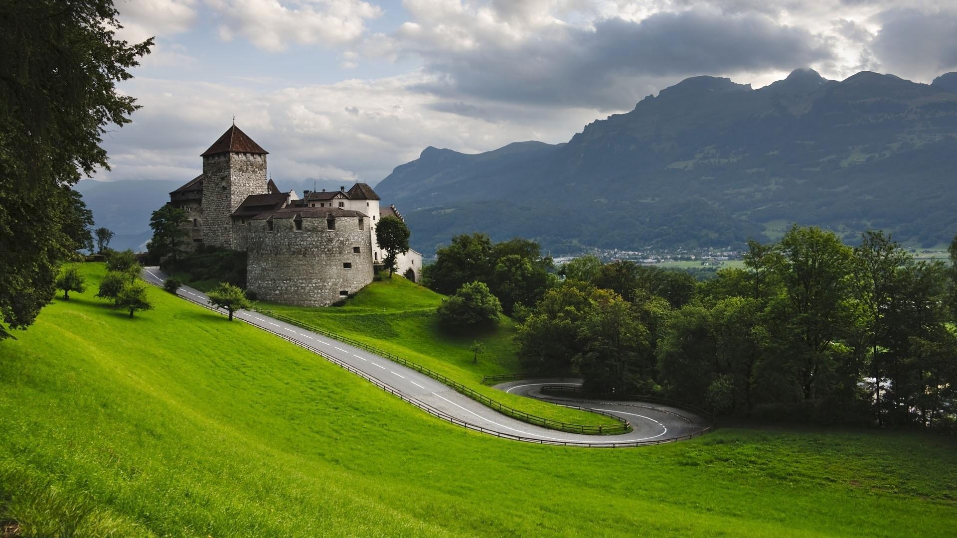 Wonderful Castle in Liechtenstein  wallpapers
