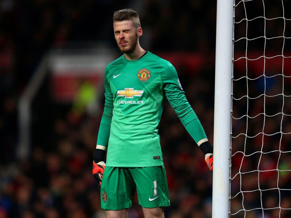 David De Gea Manchester United fear losing goalkeeper after