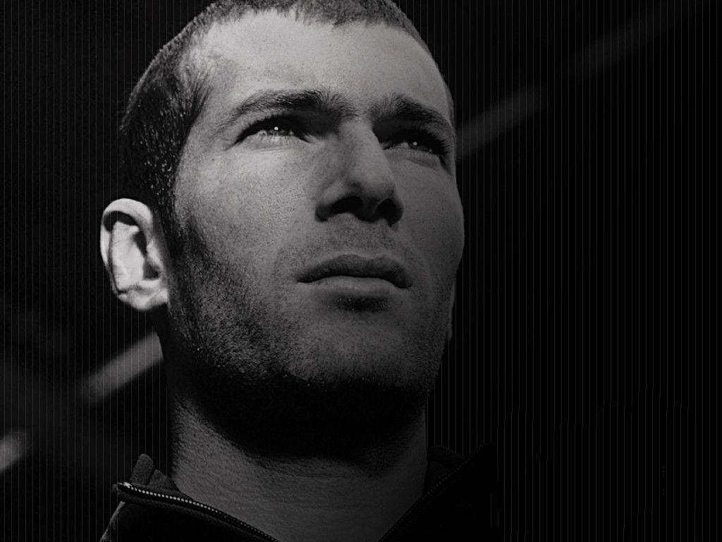 Zinedine Zidane in Black and White Wallpapers