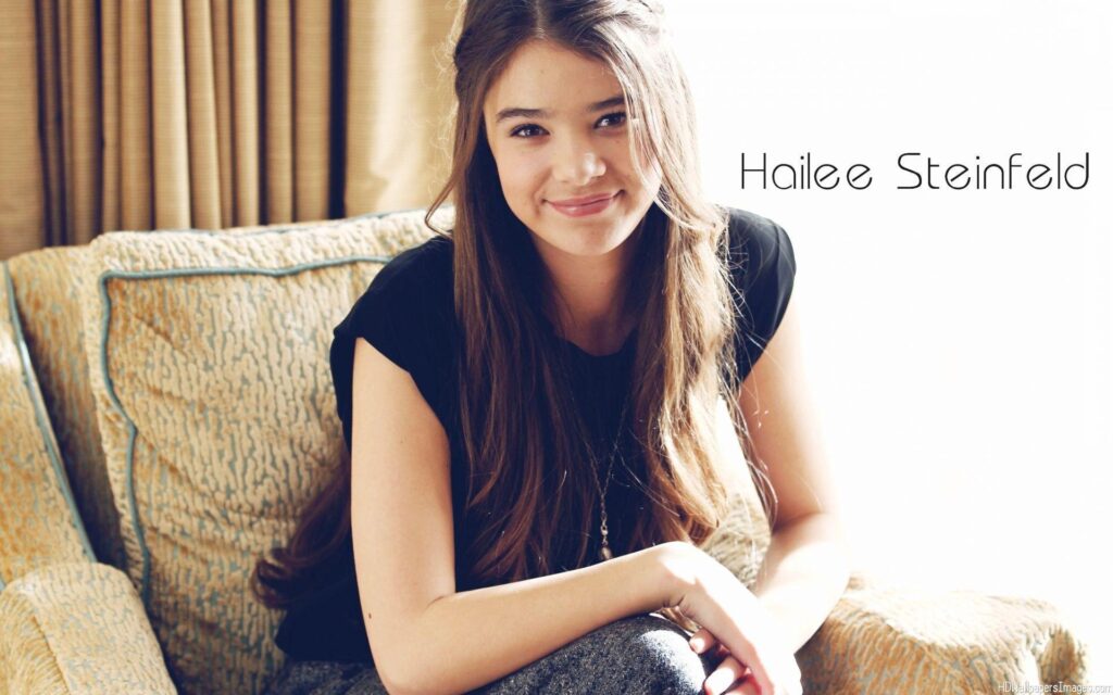 Hailee Steinfeld Wallpapers list