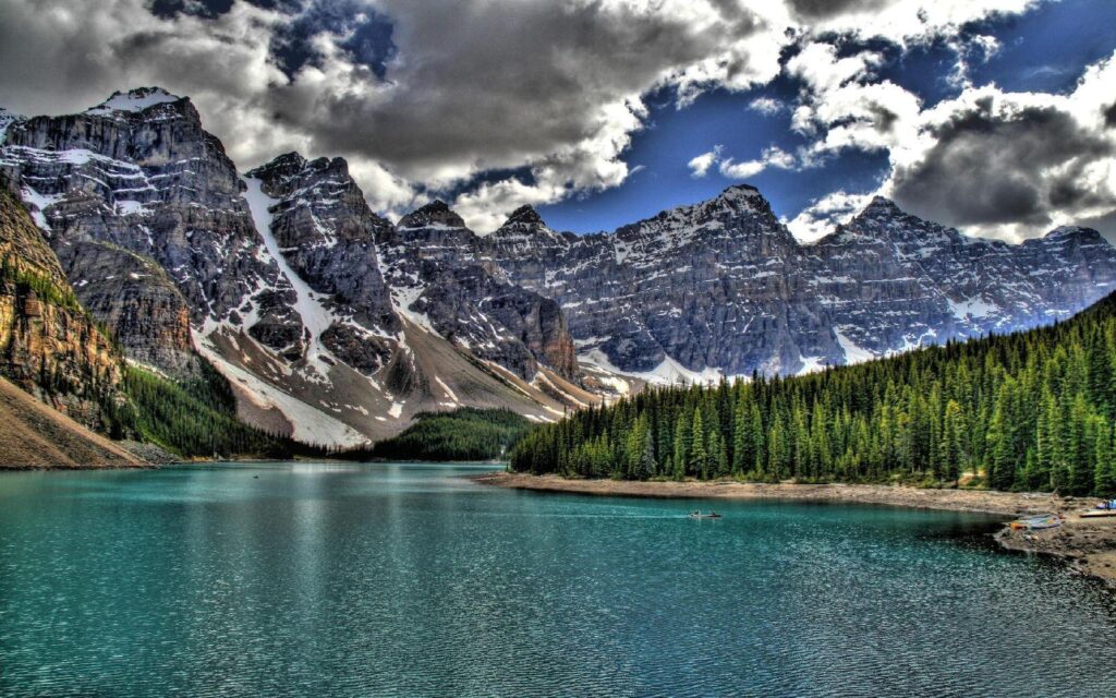 Lakes Unbelieveably Blue Serene Moraine Lake Banff National Park HD