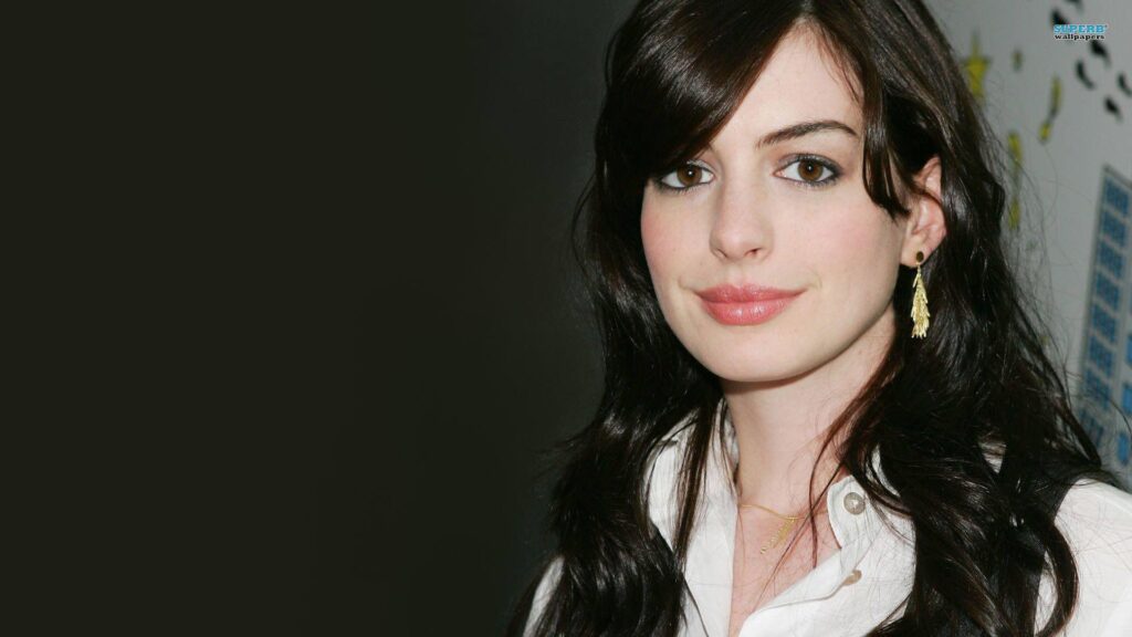 Anne Hathaway wallpapers