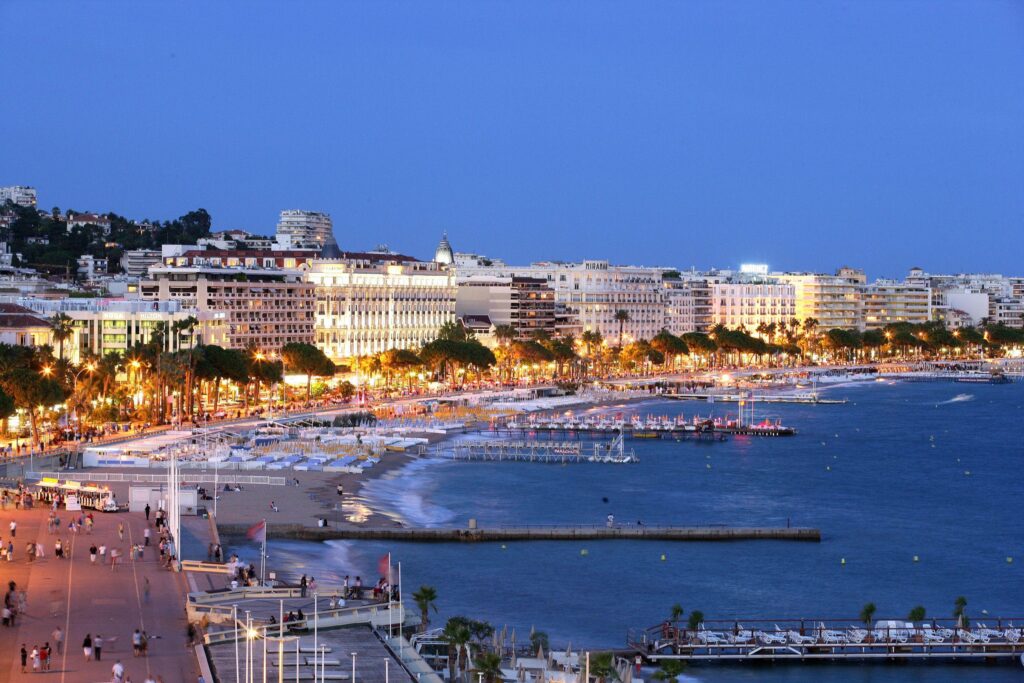 Evening lights in Cannes, France wallpapers and Wallpaper