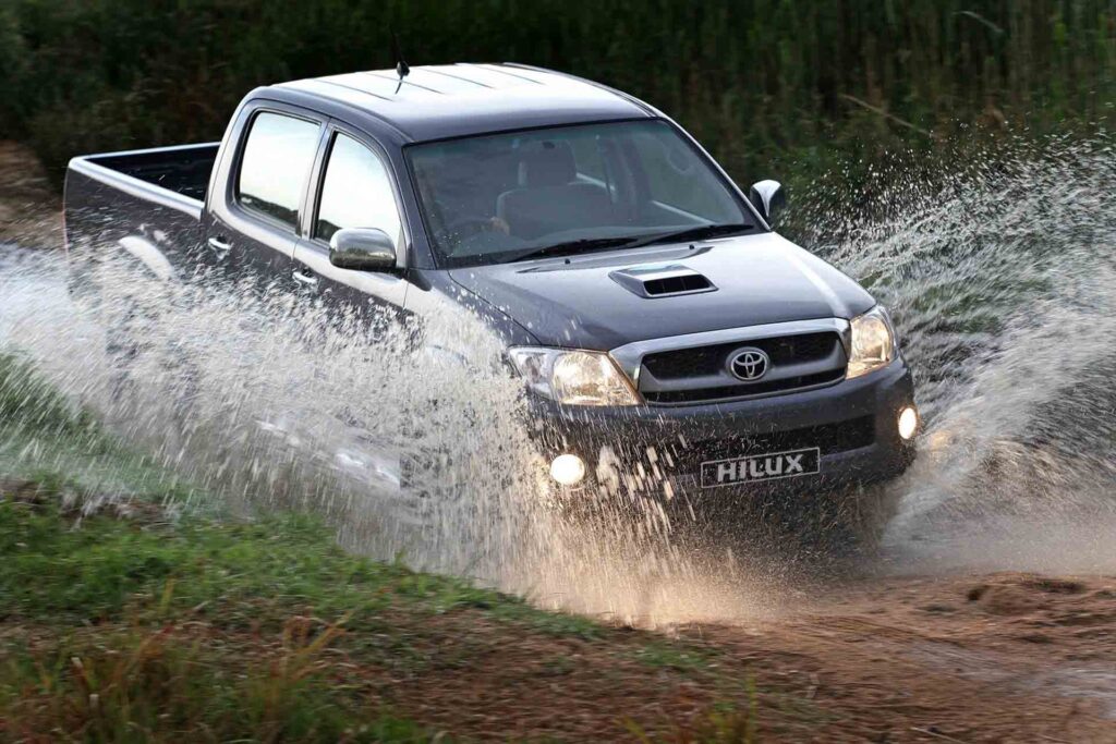 Toyota Hilux Vigo Champ Latest 2K Wallpapers Free Download