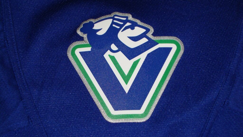 Sports hockey vancouver canucks wallpapers