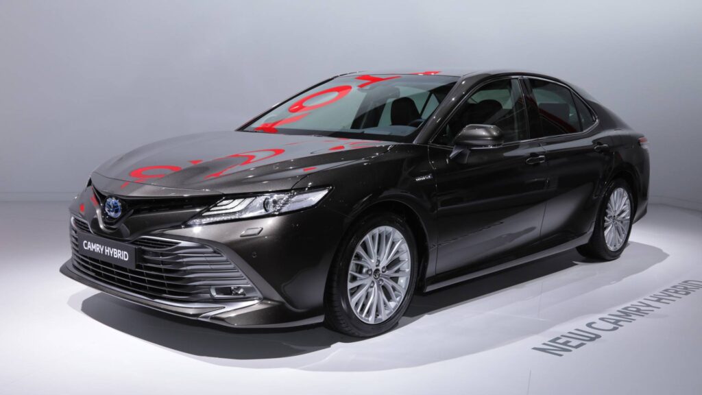 Toyota Camry Euro Spec In Paris Is An Overdue Avensis Replacement