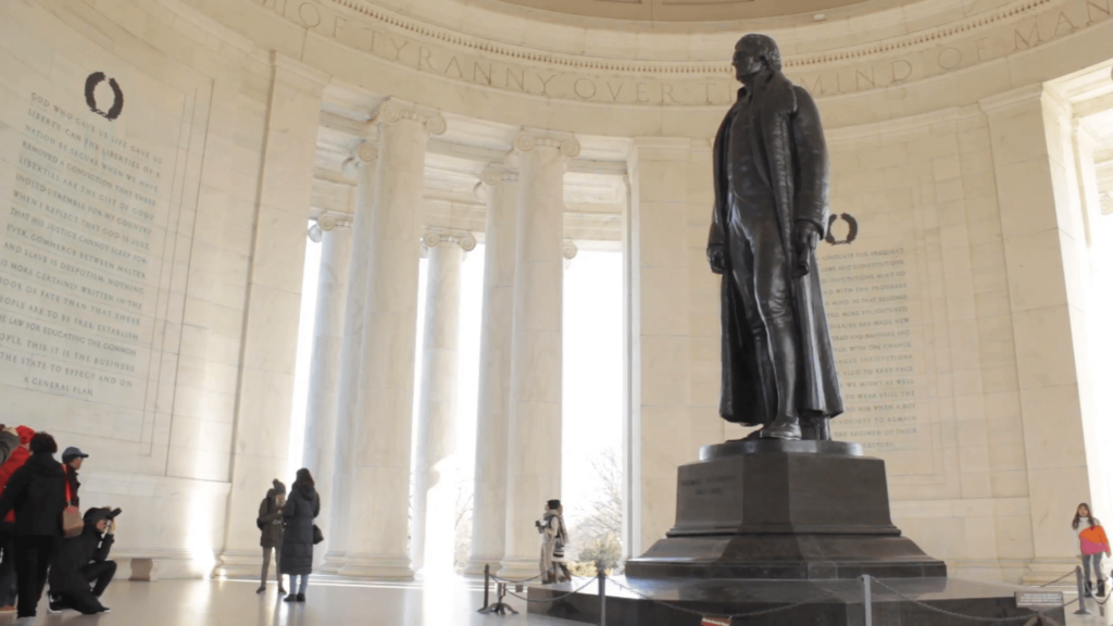 The Thomas Jefferson memorial in Washington, DC Stock Video Footage