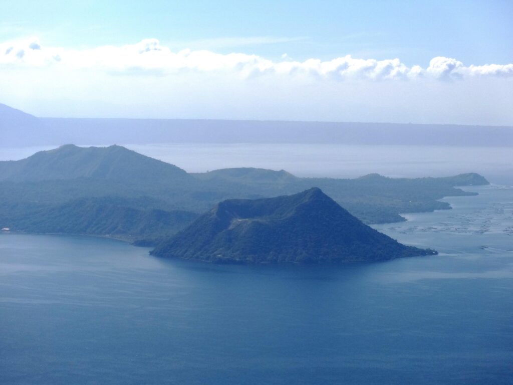 FileTaal Volcano Island