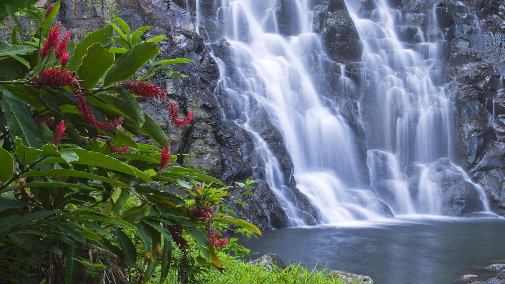 Kepirohi Waterfall Is Located Close To Nan Madol Pohnpei Federated