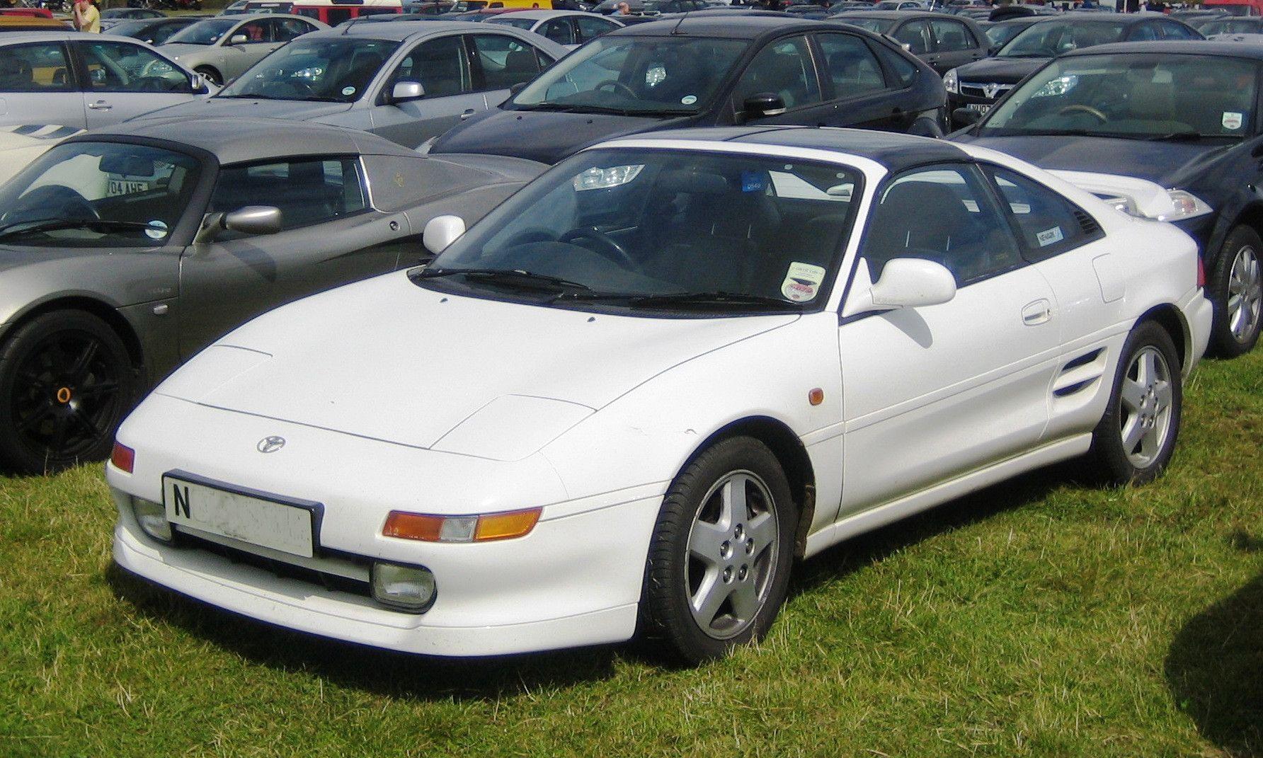 Toyota Mr Photos and Wallpapers