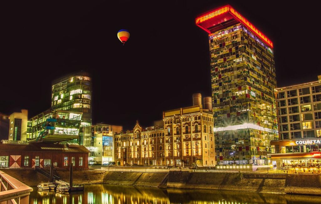 Wallpapers the sky, night, lights, balloon, building, home, Germany