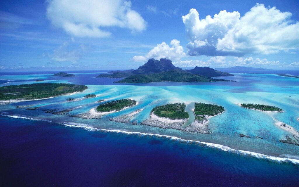 Bora Bora Beautiful Island in French Polynesia 2K Wallpapers