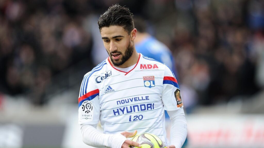 Lyon star Nabil Fekir signs new deal with bumper raise