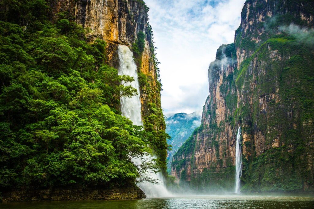 Photograph Sumidero Canyon by Travis White on px
