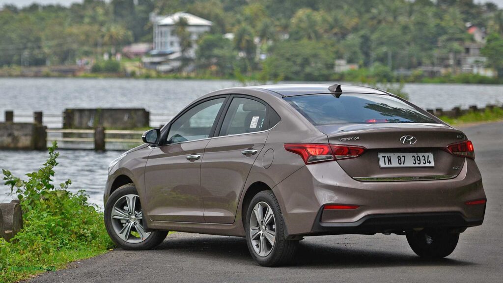 Hyundai Verna Price Mileage Reviews Specification Gallery Best