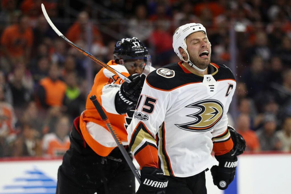 Ryan Getzlaf injury Ducks center out up to months after surgery