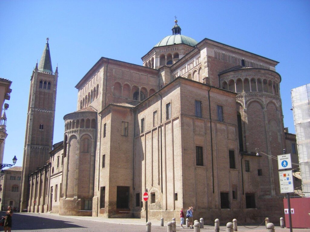 Cathedral in Parma, Italy wallpapers and Wallpaper