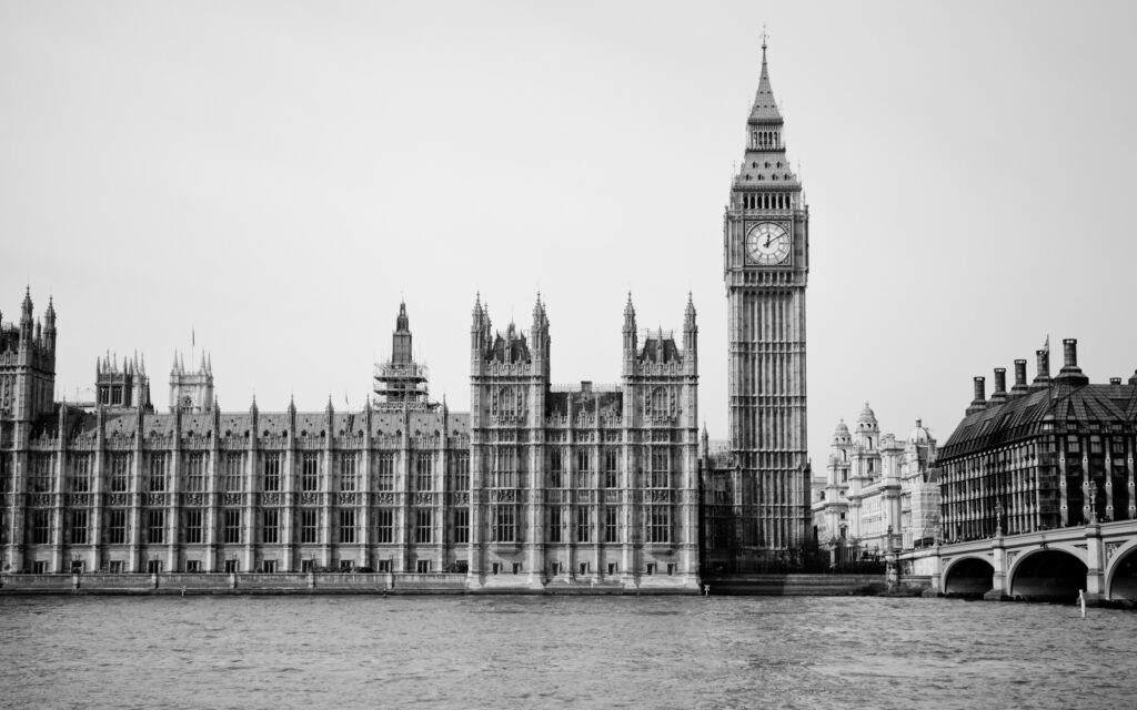 Download Wallpapers Tower, Spire, River Thames, Monochrome, Houses of