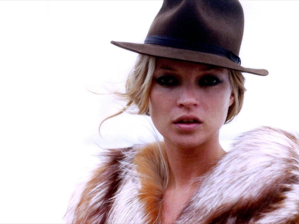 Kate Moss Style High Definition 2K Wallpapers