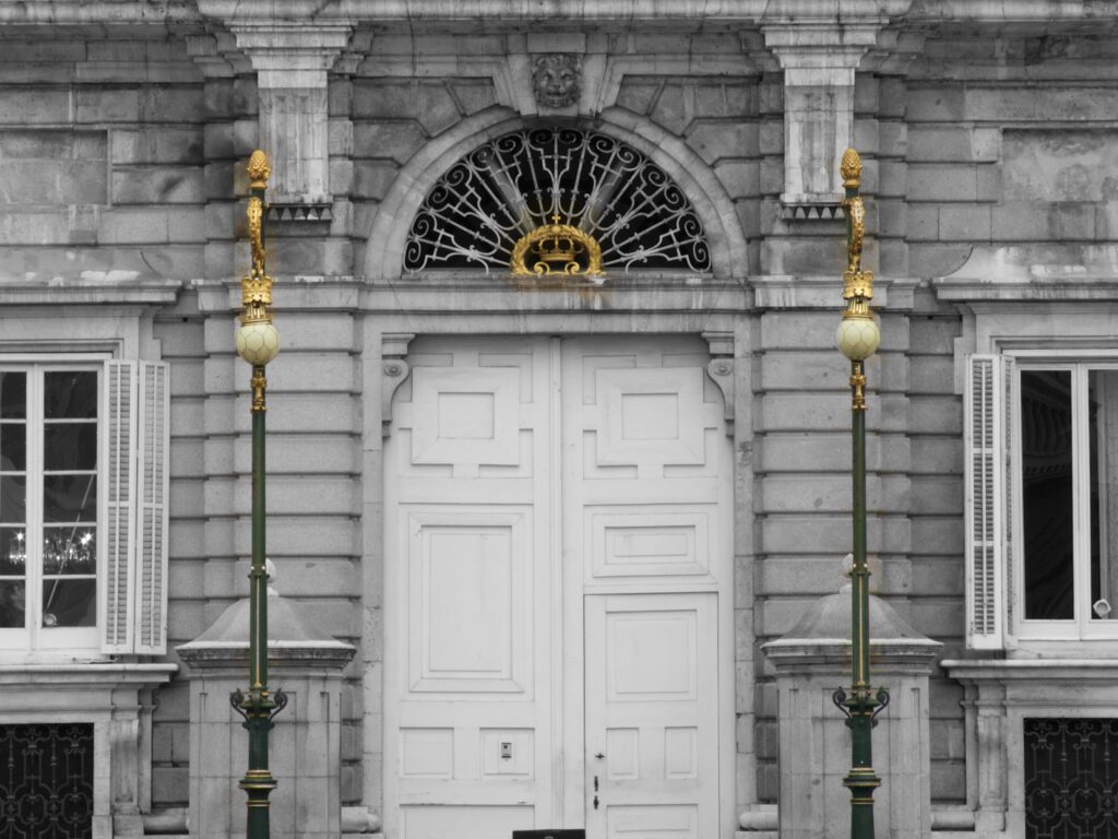 FileEntrance Door Royal Palace of Madrid from Plaza de Oriente