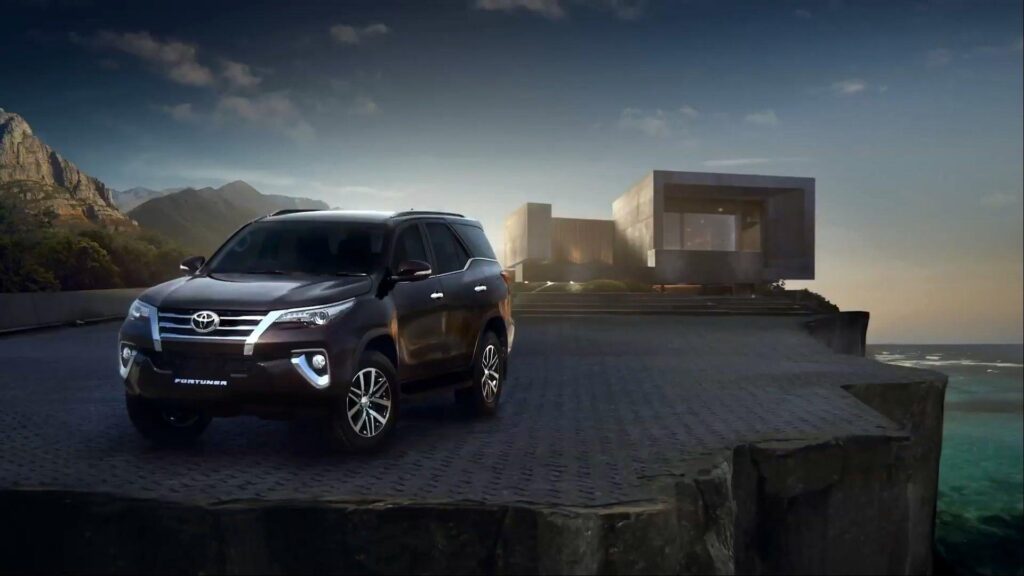 Cool Toyota Fortuner 2K Wallpapers