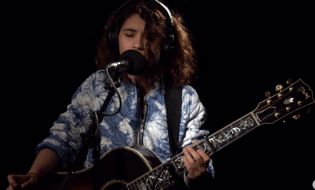 HD Alessia Cara Wallpapers